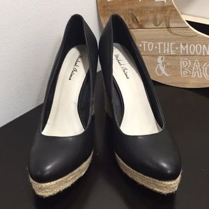 2 for $15 Perfect wedge. Comfy and cute, worn once